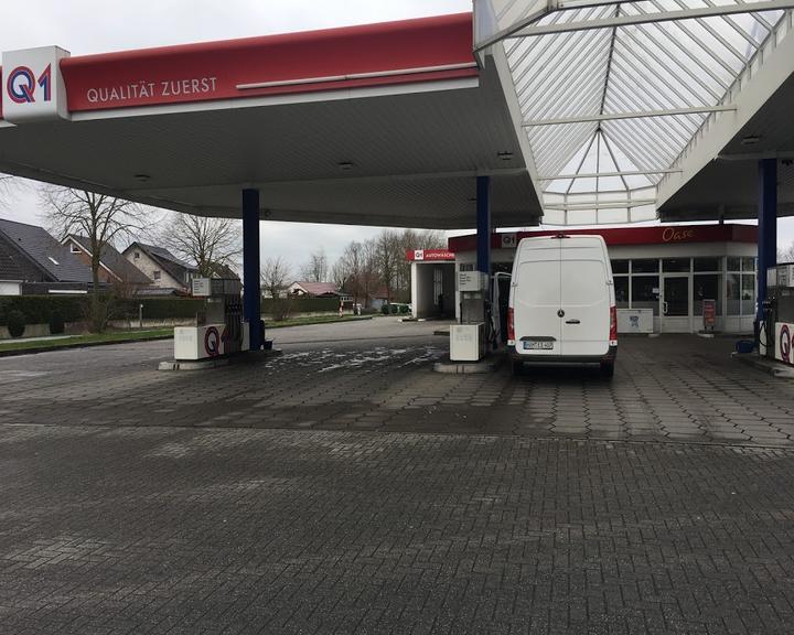 Q1 Tankstelle